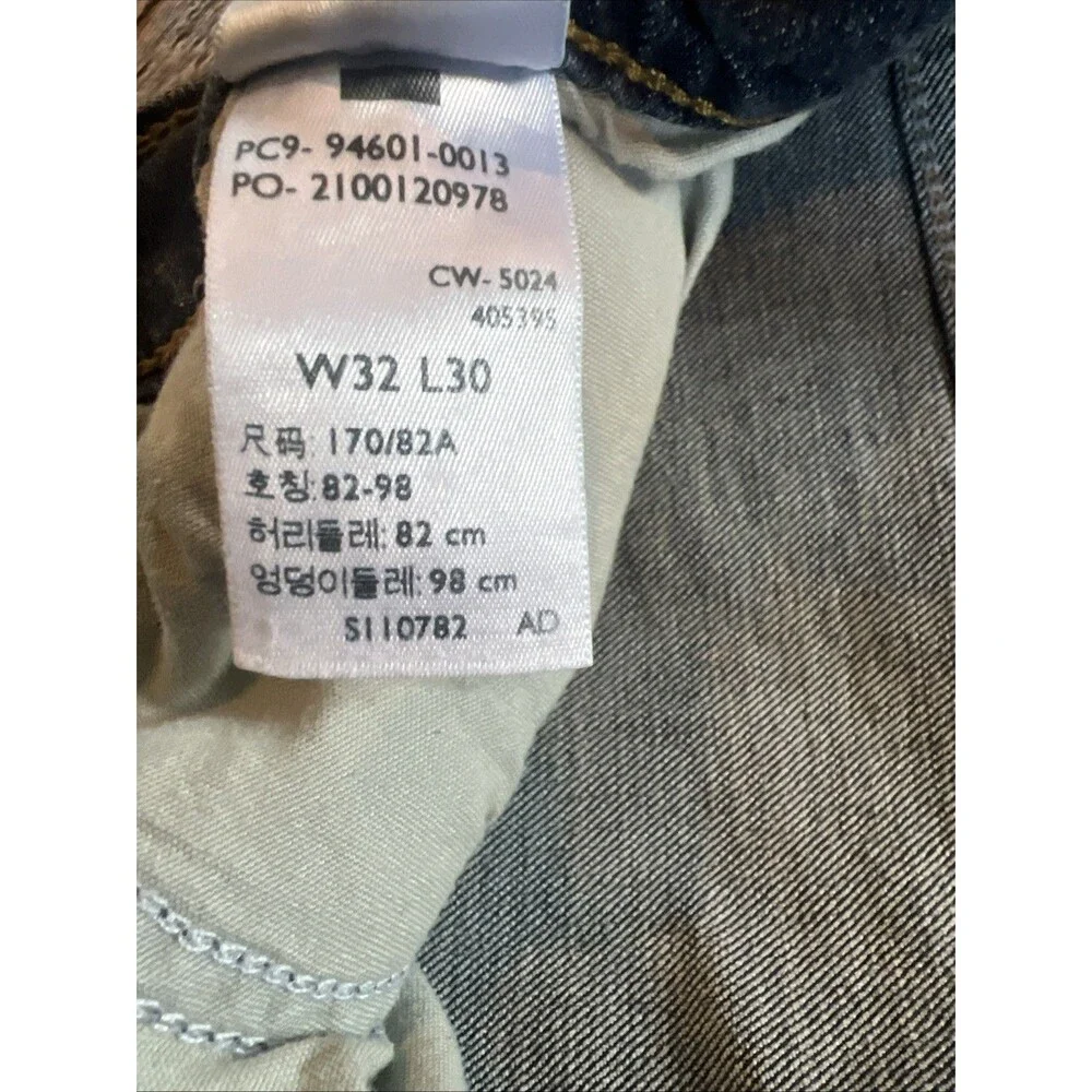 Signature by Levi Strauss & Co. Gold Label Men’s Straight Fit Jeans Denim 32x30